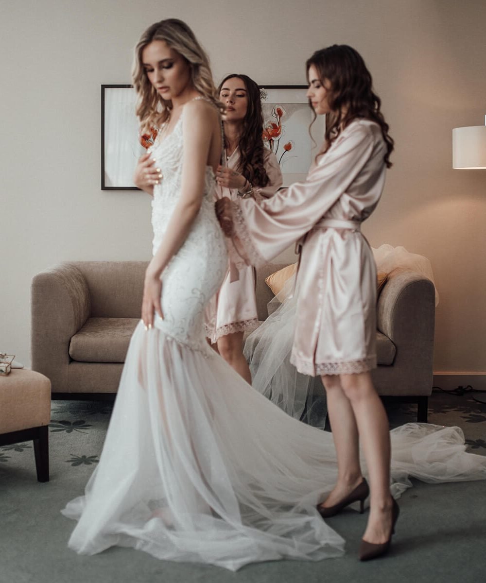 sweetstitches-Bridal helping